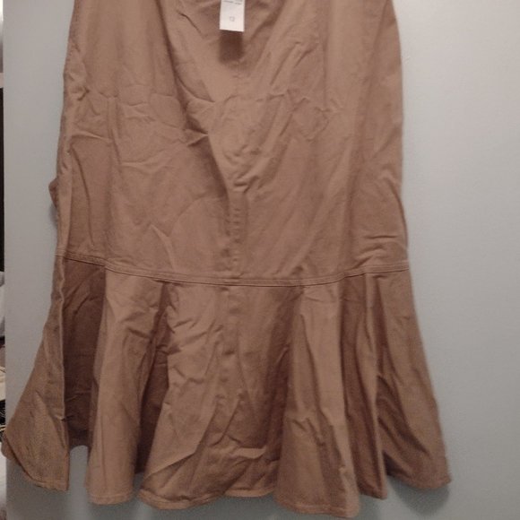 Skirt - Picture 1 of 3